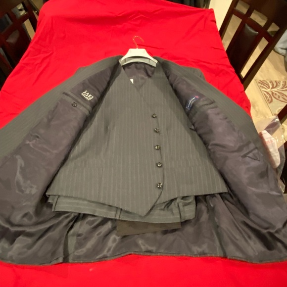 3pc peak lapel Saks Fifth Ave - Ermenegildo Zegna trofeo cloth 44R - Picture 4 of 16